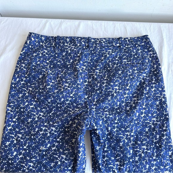 Talbot' Floral Signature Capris Pants - Picture 4 of 15